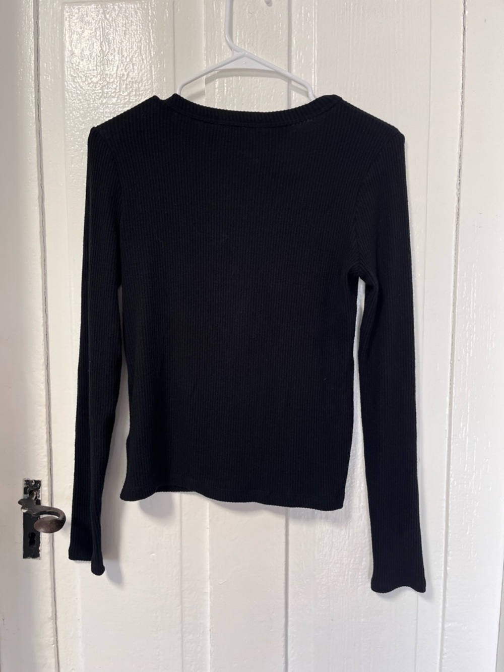 Perfectwhitetee Evangeline Henley long sleeve ribbed top black size small - Picture 4 of 10